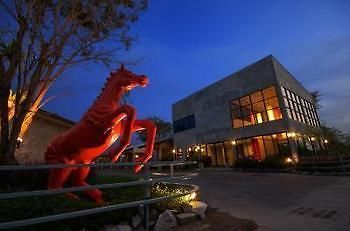 Red Horse Resort Pattaya Ngoại thất bức ảnh